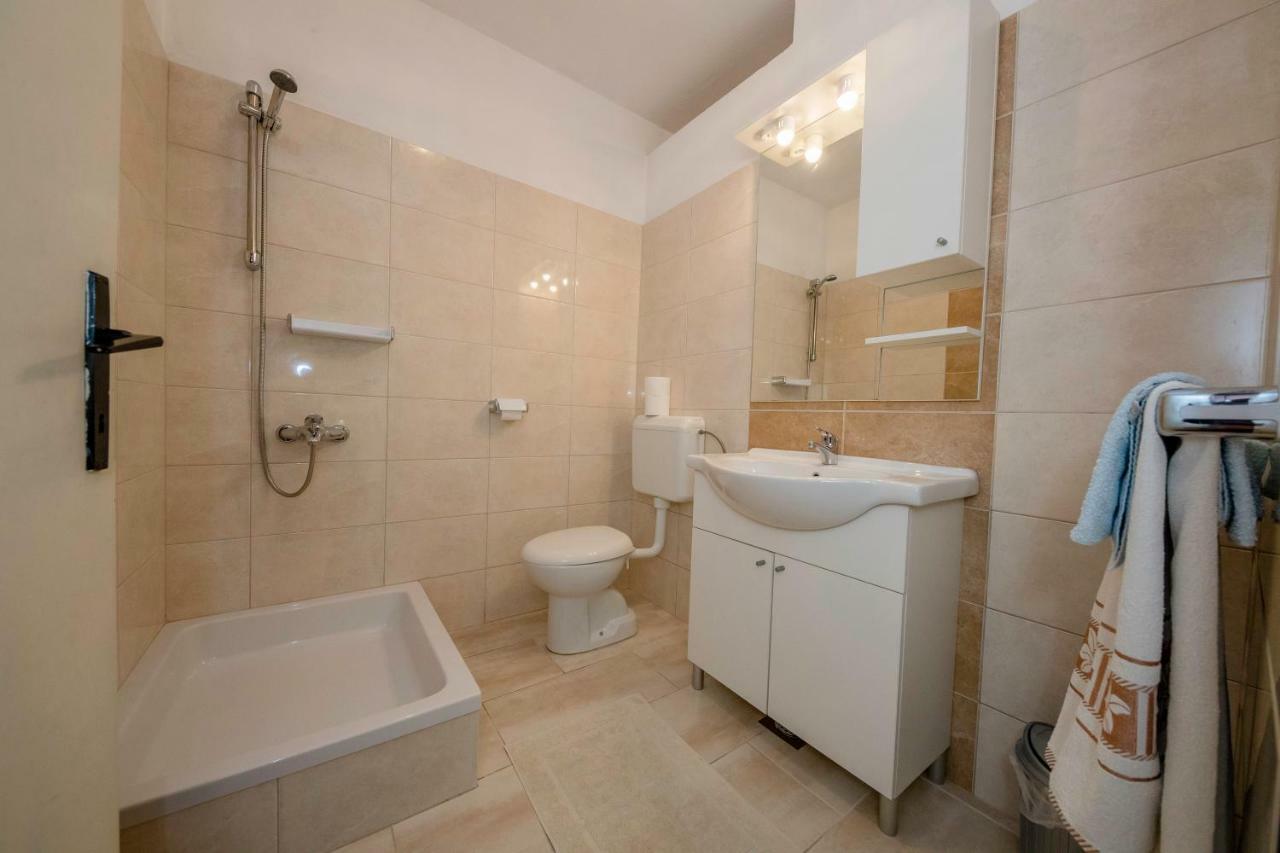 Lero Appartement Banjol Buitenkant foto